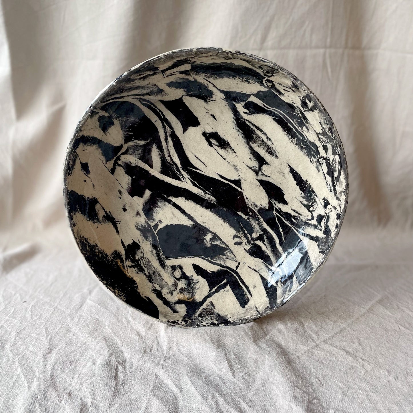 Ardi (أرضي) Set in Black & White