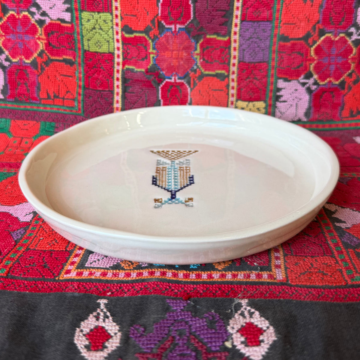 Sarwa / Cypress Tree — Hebron & Gaza Side Plate in Beige Stoneware