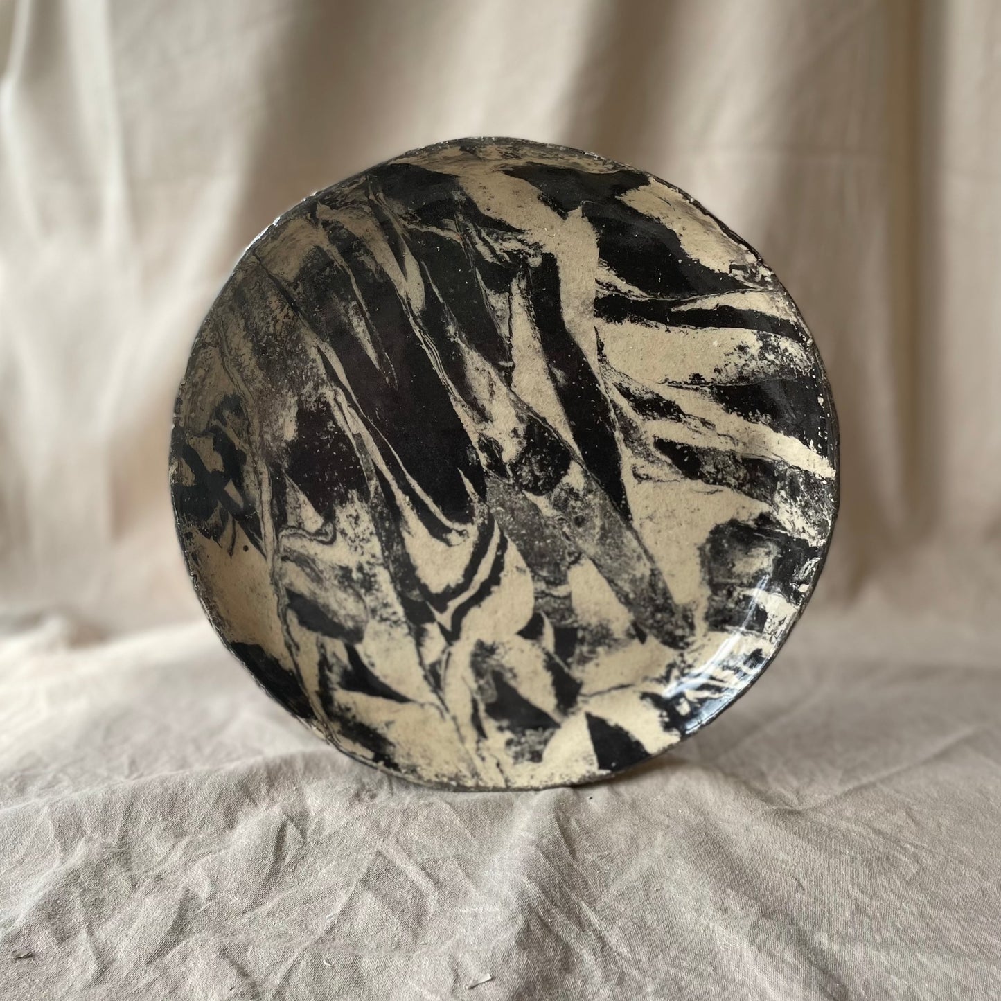 Ardi (أرضي) Set in Black & White