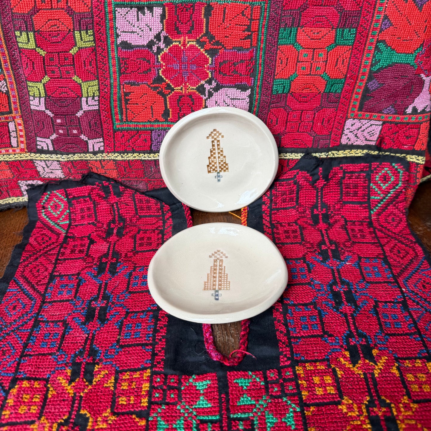 Cypress Tree Gaza Motif #2 -  tiny plate (10 cm)