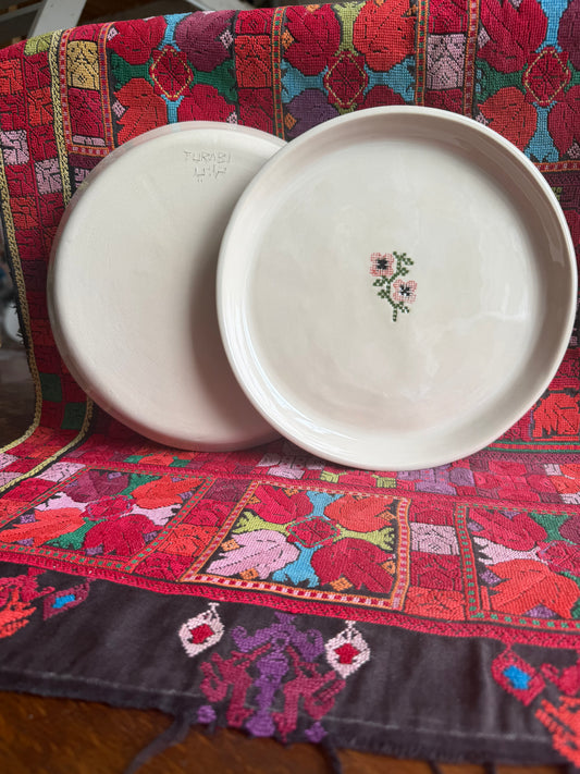 Flora Tatreez Dinner plate (24)