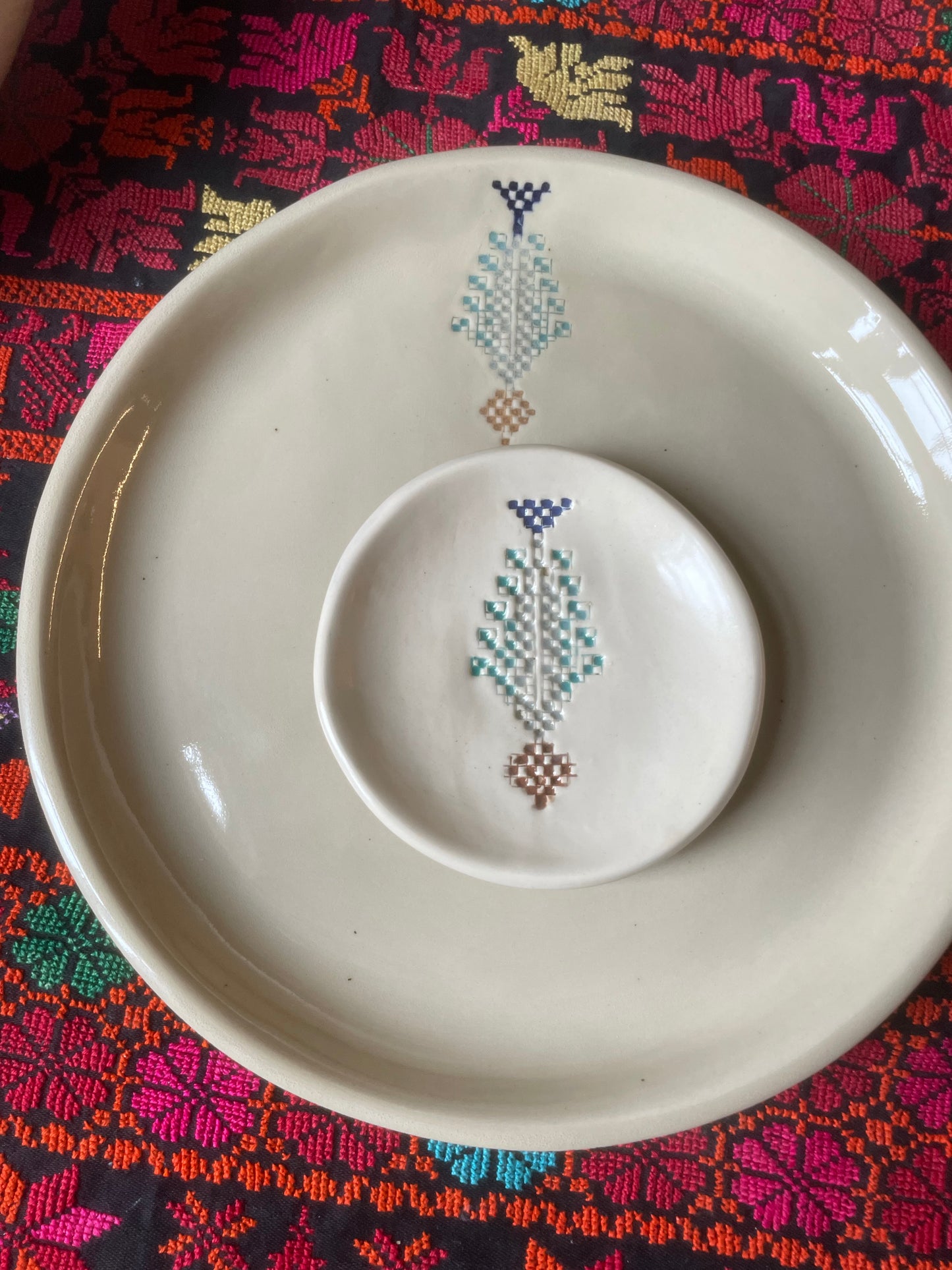 Cypress Tree Dinner Set