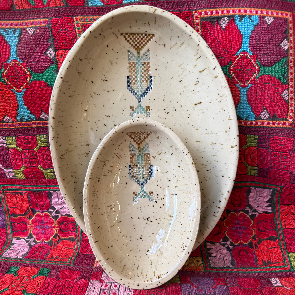 Sarwa / Cypress Tree — Hebron & Gaza Small Oval Platter in Speckled Stoneware