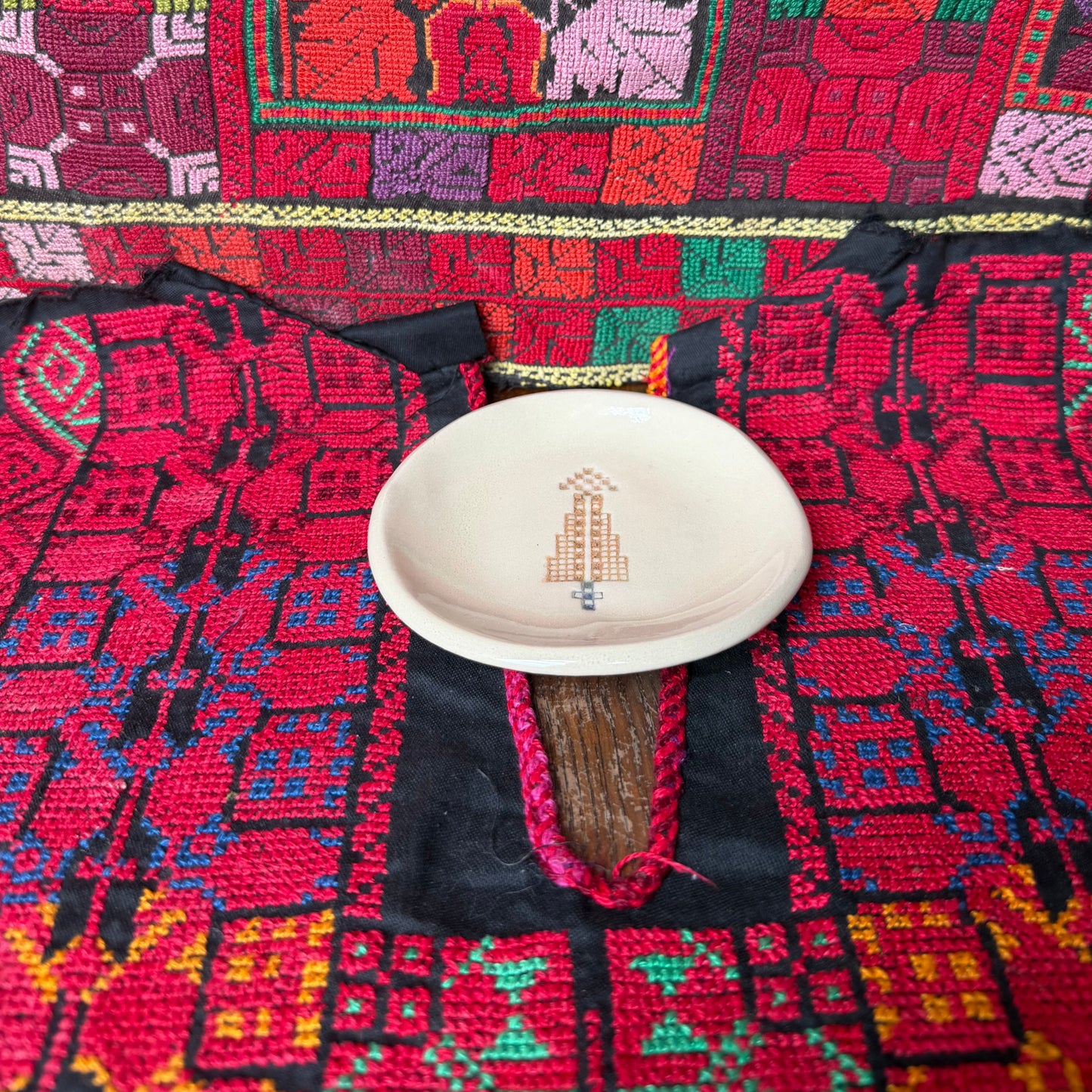 Cypress Tree Gaza Motif #2 -  tiny plate (10 cm)
