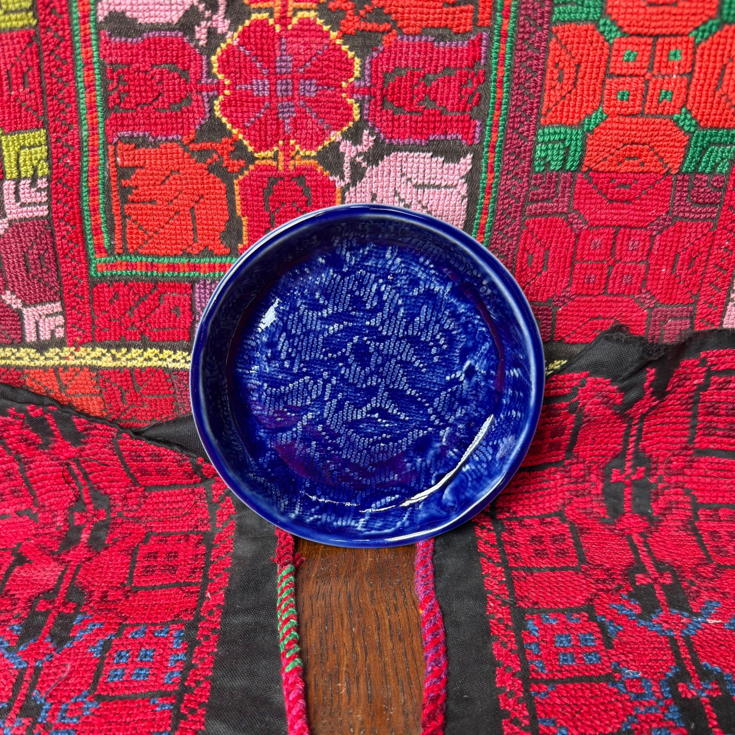 Jaffa Blue Tiny Plate (10cm) in Royal Blue
