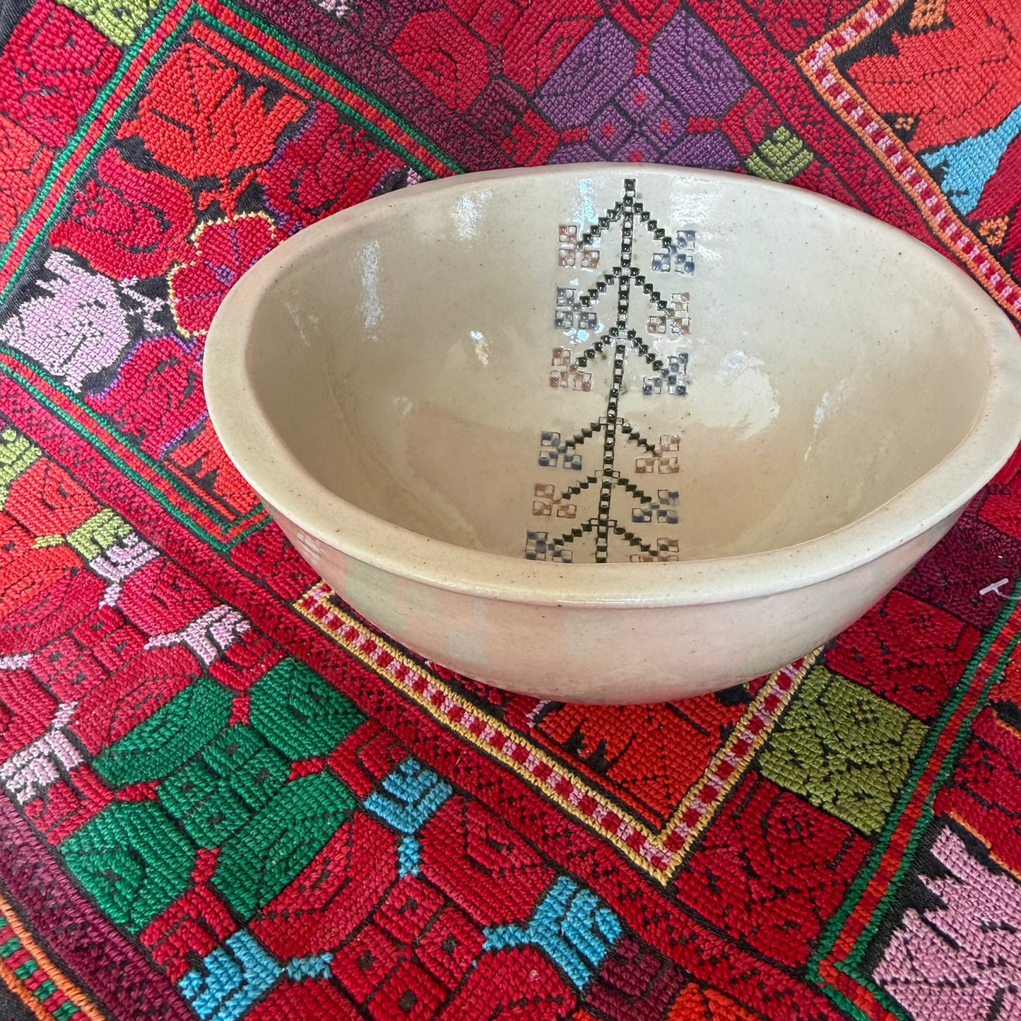 A Set of 2 Tatreez Bowls (Palm Tree & Tree of Love)