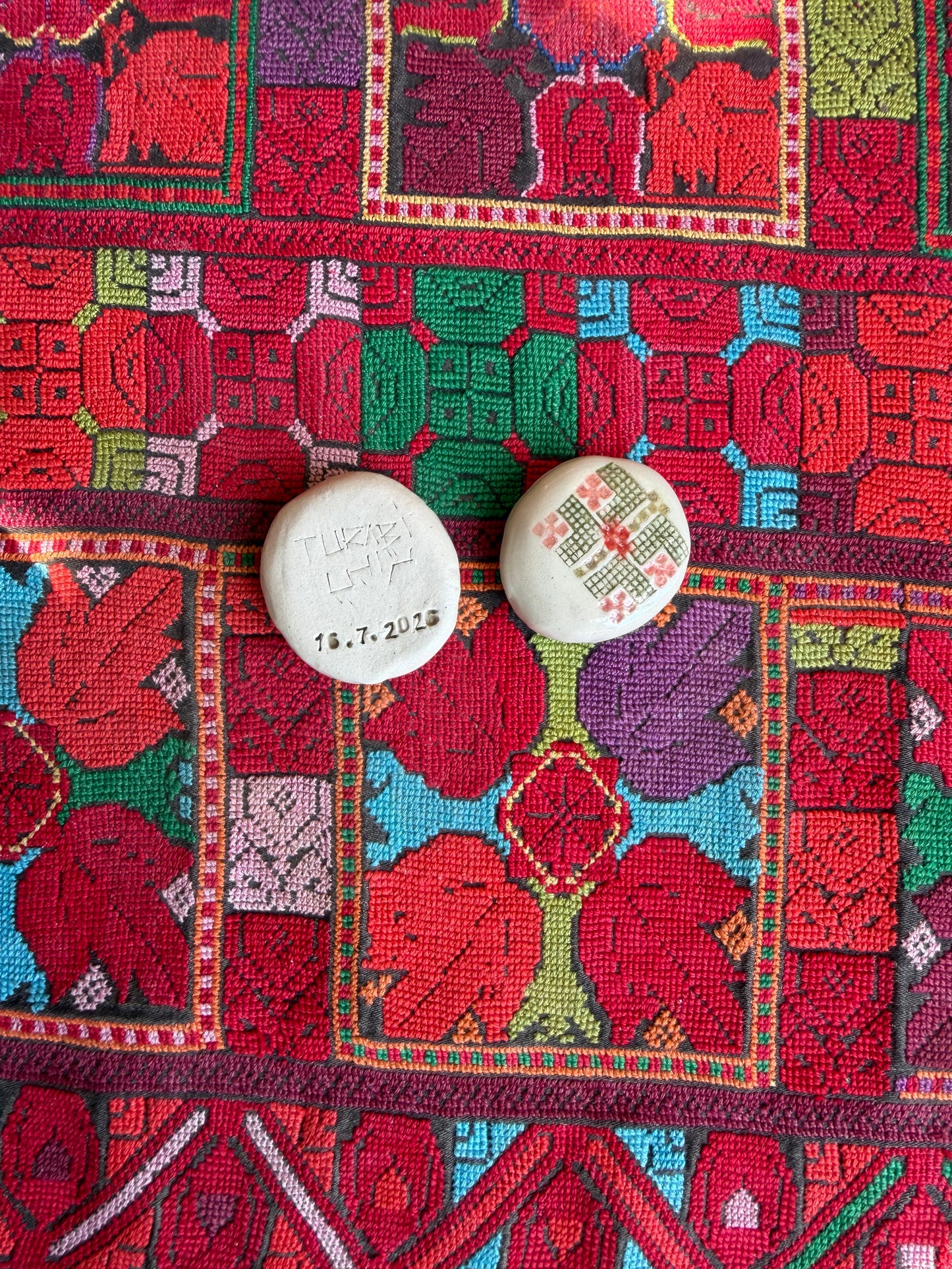 Wedding Favours : A Personalised Handmade Stone