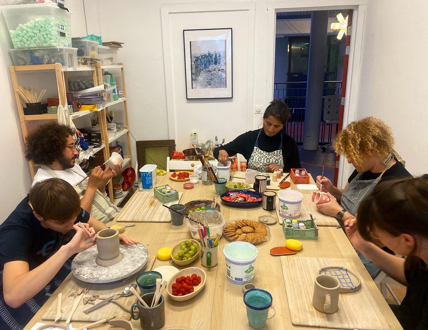 Make your own Coffee Mug and Stroopwaffel Saucer (2 day workshop )